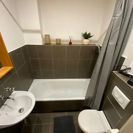 Krucza Street 51 In The Center 公寓 *