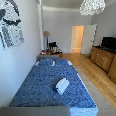 Krucza Street 51 In The Center Апартаменты