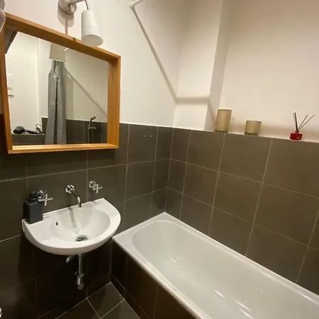 Апартаменты Krucza Street 51 In The Center