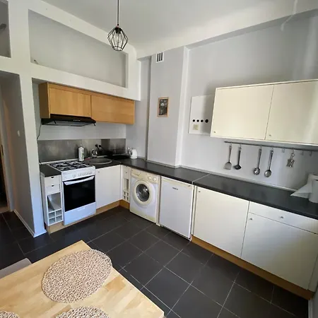 Krucza Street 51 In The Center * وارسو